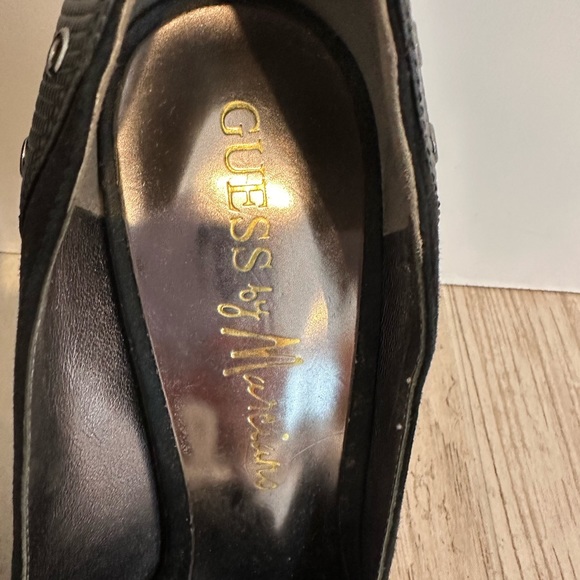 Guess by Marciano | Leather & Velvet | Flower | Heels | Size 8.5 - Picture 6 of 6